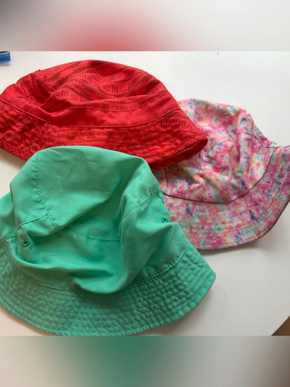 Lot of 3 various girls summer hats size 4t